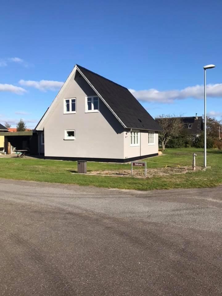 Hyggeligt Byhus Taet Ved Skov Og Togstation Ålbæk Екстериор снимка